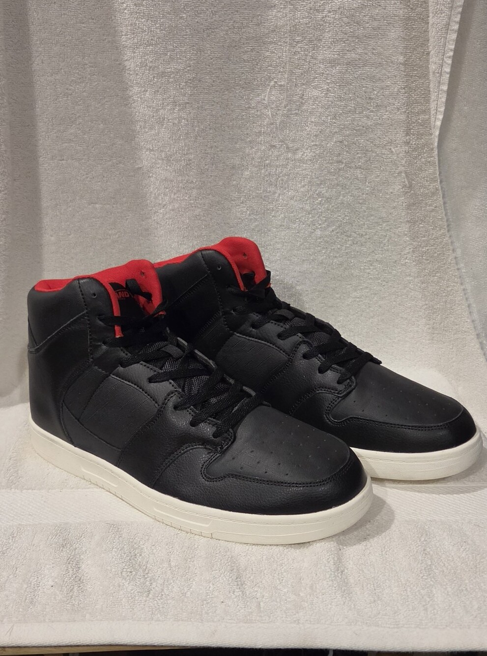AND 1 SLAM HIGH TOP SNEAKERS